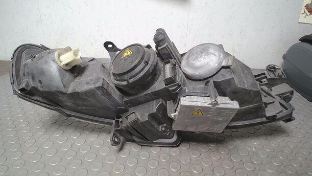 Foto: XENON SCHEINWERFER LINKS ( FACELIFT ) eines Opel Vectra 1.6 Caravan