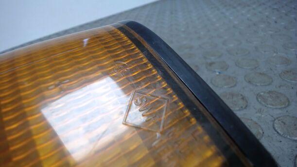 Foto: HECKLEUCHTE / RÜCKLICHT LINKS eines OPEL KADETT D CARAVAN