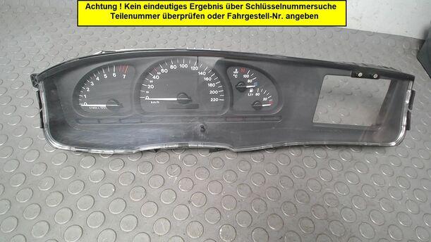 Foto: TACHOEINHEIT/ KOMBIINSTRUMENT eines Opel Vectra 1.6 Caravan