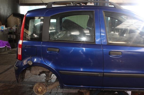 Foto: TÜR HINTEN RECHTS eines Fiat Panda 1.2