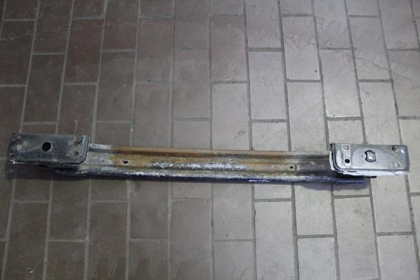 Foto: VERSTÄRKUNG HINTEN eines Fiat Panda 1.2