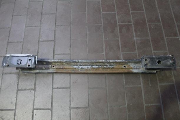 Foto: VERSTÄRKUNG HINTEN eines Fiat Panda 1.2
