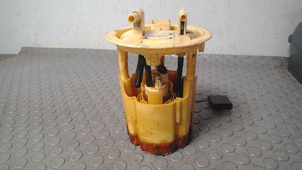 Foto: KRAFTSTOFFPUMPE eines Peugeot 307 HDi SW 110