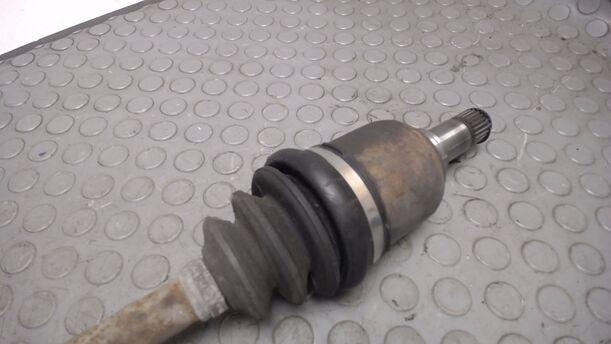 Foto: ANTRIEBSWELLE LINKS eines Fiat Panda 1.2