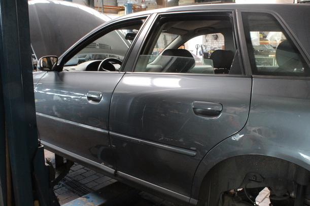 Foto: TÜR HINTEN LINKS eines Audi A3 1.9 TDI