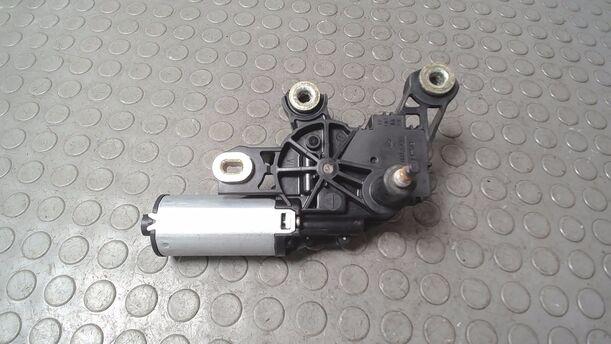 Foto: SCHEIBENWISCHERMOTOR HINTEN eines Audi A3 1.9 TDI