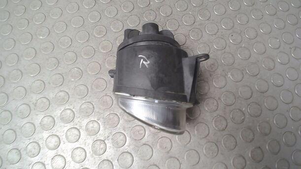 Foto: NEBELSCHEINWERFER RECHTS ( FACELIFT AB 2000 ) eines Audi A3 1.9 TDI