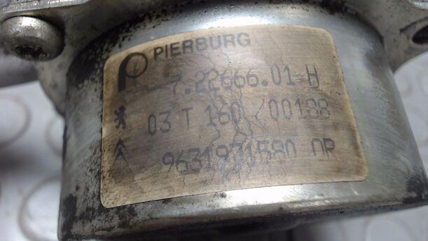 Foto: VAKUUMPUMPE eines Peugeot 307 HDi SW 110