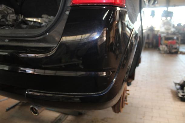 Foto: STOSSFÄNGER/ STOßSTANGE HINTEN ( FACELIFT ) eines Opel Agila 1.2 16 V