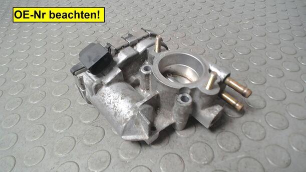 Foto: DROSSELKLAPPENSTUTZEN/ DROSSELKLAPPE  BOSCH eines Opel Agila 1.2 16 V GL
