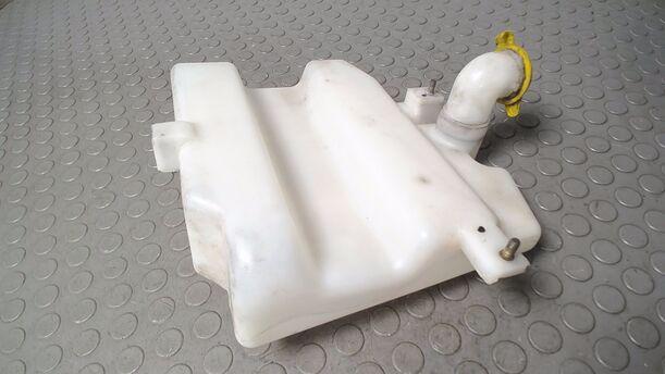 Foto: SCHEIBENWASCHBEHÄLTER eines Opel Agila 1.2 16 V LS