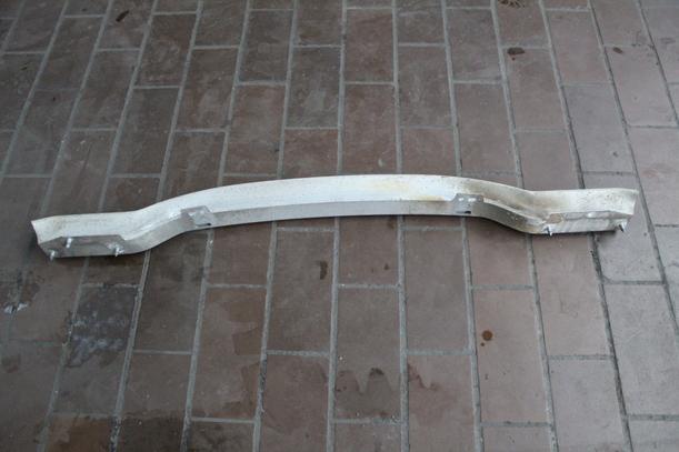 Foto: VERSTÄRKUNG HINTEN eines Opel Corsa 1.2 16V LS