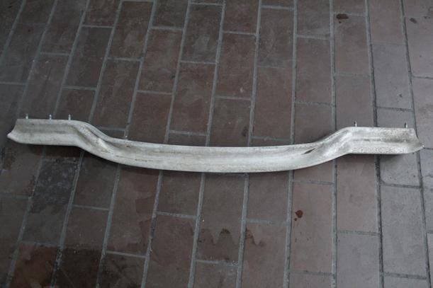 Foto: VERSTÄRKUNG HINTEN eines Opel Corsa 1.2 16V LS