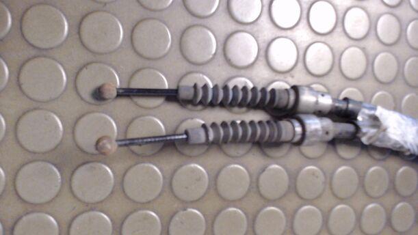 Foto: HANDBREMSSEILE eines Ford Galaxy TDI LS