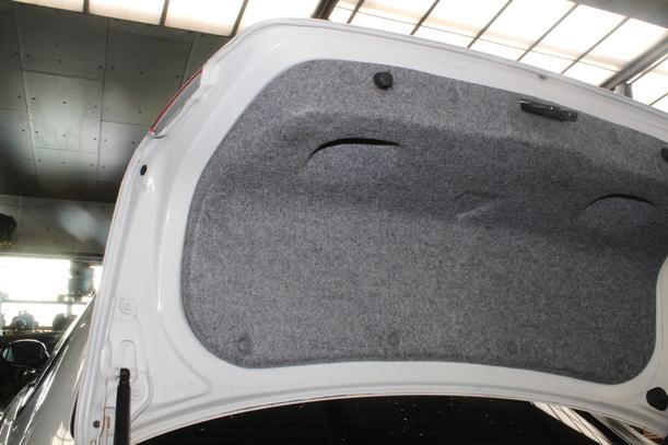 Foto: HECKDECKEL/ HECKKLAPPE ( COUPE ) eines BMW 335d Coupe Aut.