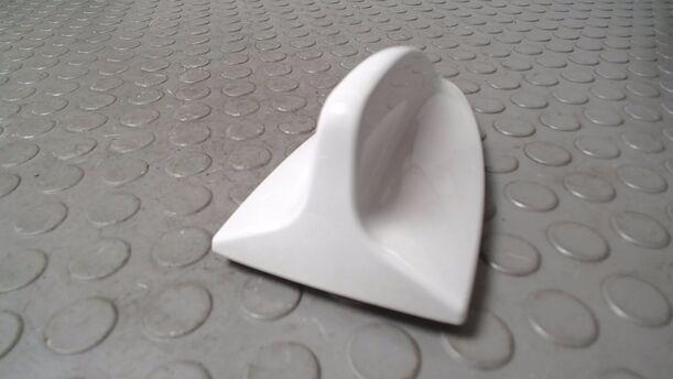 Foto: ANTENNENABDECKUNG/ ABDECKUNG ANTENNE eines BMW 335d Coupe Aut.