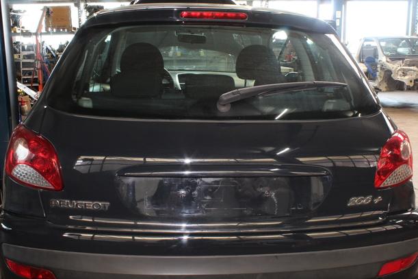 Foto: HECKKLAPPE / HECKDECKEL eines Peugeot 206+ 60
