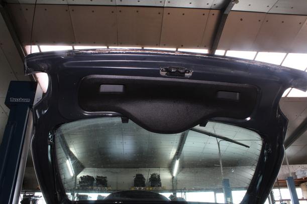 Foto: HECKKLAPPE / HECKDECKEL eines Peugeot 206+ 60