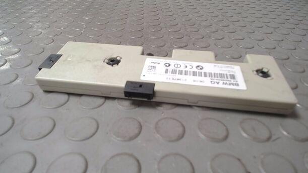 Foto: ANTENNENVERSTÄRKER eines BMW 335d Coupe Aut.