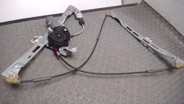 Foto: FENSTERHEBER ELEKTRISCH VORN LINKS (2/3-Türer) eines Peugeot 206+ 60