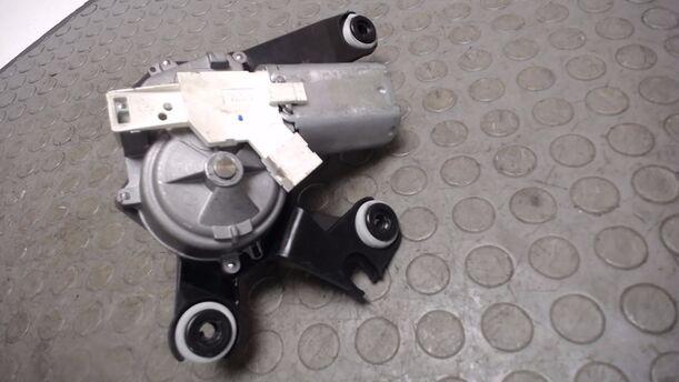 Foto: SCHEIBENWISCHERMOTOR HINTEN eines Peugeot 206+ 60
