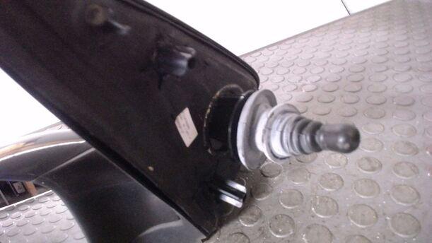 Foto: AUSSENSPIEGEL MECH. INNENVERSTELLBAR LINKS eines Peugeot 206+ 60