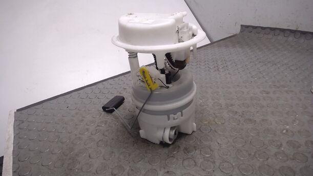 Foto: KRAFTSTOFFPUMPE eines Peugeot 206+ 60