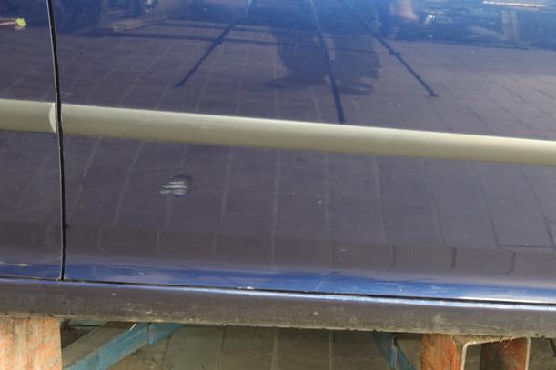 Foto: TÜR VORN RECHTS ( LIMOUSINE/ 5 TÜRER ) eines VW Golf 1.4 FSI