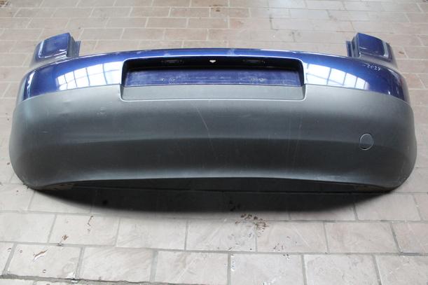 Foto: STOSSFÄNGER/ STOßSTANGE HINTEN ( LIMOUSINE ) eines VW Golf 1.4 FSI