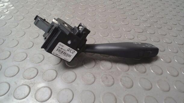 Foto: BLINKSCHALTER/ KOMBISCHALTER eines VW Golf 1.4 FSI