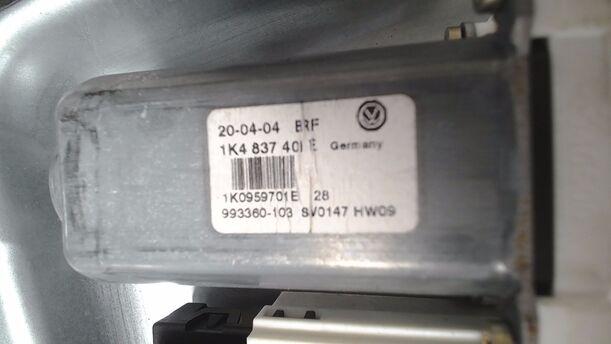 Foto: FENSTERHEBER ELEKTRISCH VORN LINKS ( 4/5 TÜRER ) eines VW Golf 1.4 FSI