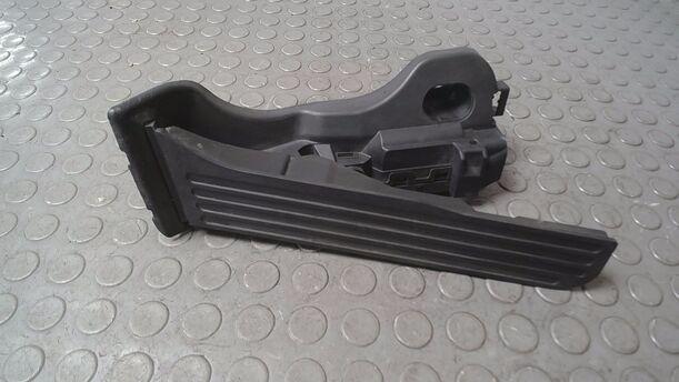 Foto: GASPEDAL eines VW Golf 1.4 FSI