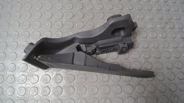 Foto: GASPEDAL eines VW Golf 1.4 FSI