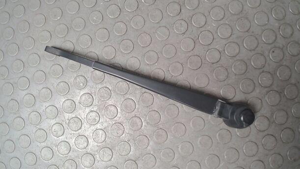 Foto: SCHEIBENWISCHERARM HINTEN ( T MODELL ) eines Mercedes-Benz C 180 T Kompressor Automatik