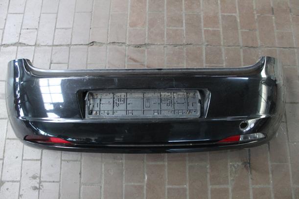 Foto: STOSSFÄNGER / STOßSTANGE HINTEN eines Fiat Grande Punto 1.4 8V Comfort