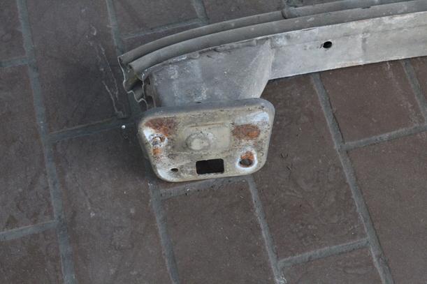 Foto: VERSTÄRKUNG HINTEN eines Fiat Grande Punto 1.4 8V Comfort