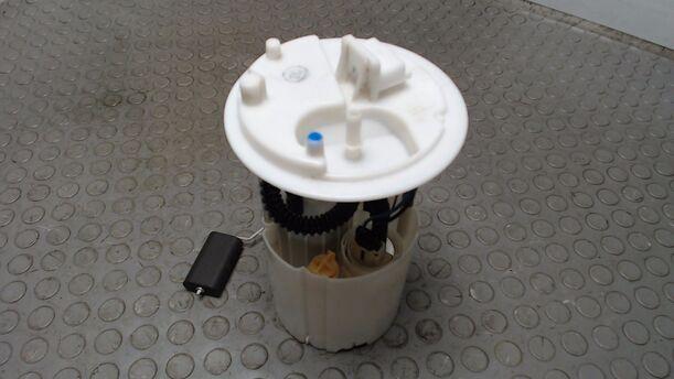 Foto: KRAFTSTOFFPUMPE eines Fiat Grande Punto 1.4 8V Comfort