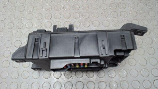 Foto: SICHERUNGSKASTEN eines Fiat Grande Punto 1.4 8V Comfort
