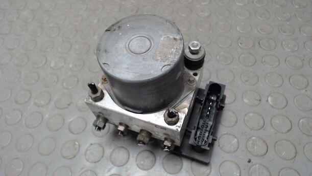 Foto: HAUPTBREMSAGGREGAT ABS eines Fiat Grande Punto 1.4 8V Comfort