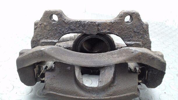 Foto: BREMSSATTEL VORN LINKS eines Fiat Grande Punto 1.4 8V Comfort