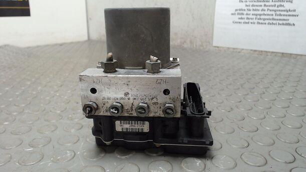 Foto: HAUPTBREMSAGGREGAT ABS eines Mercedes-Benz B 180 CDI Special