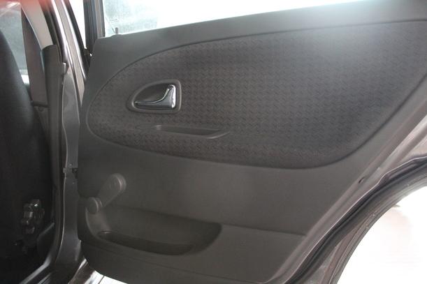 Foto: TÜR HINTEN RECHTS eines Volvo V40 1.8 Special