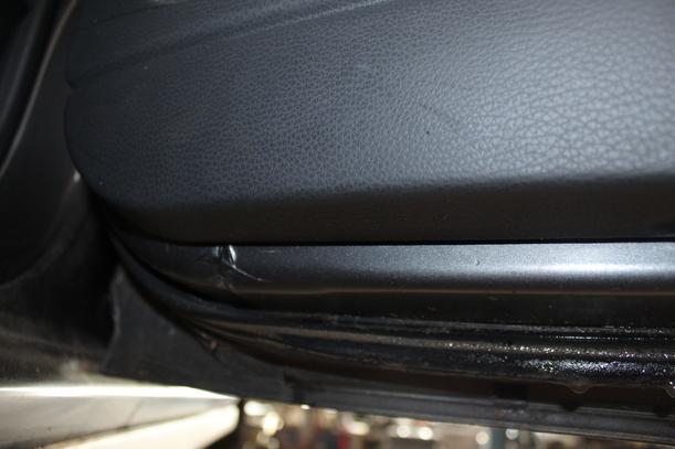 Foto: TÜR HINTEN RECHTS eines Volvo V40 1.8 Special