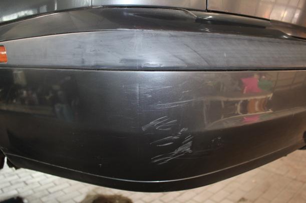 Foto: STOSSFÄNGER/ STOßSTANGE HINTEN ( FACELIFT ) eines Volvo V40 1.8 Special