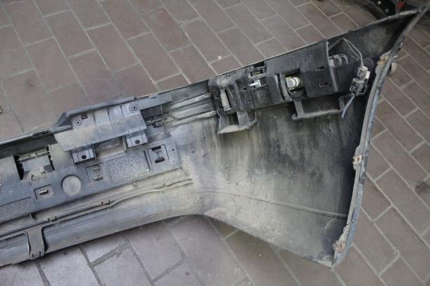 Foto: STOSSFÄNGER/ STOßSTANGE HINTEN ( FACELIFT ) eines Volvo V40 1.8 Special