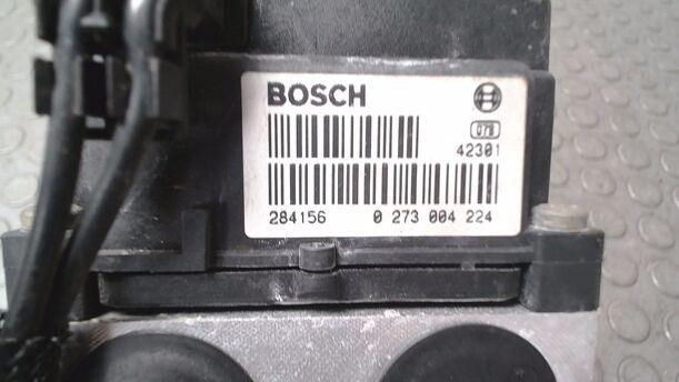 Foto: HAUPTBREMSAGGREGAT ABS eines Volvo V40 1.8