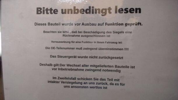 Foto: STEUERGERÄT EINSPRITZUNG (ENTHEIRATET) eines Opel Meriva 1.4 GL 1,8 E