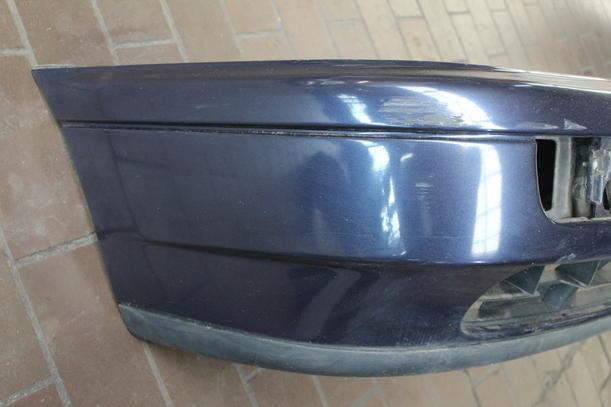 Foto: STOSSFÄNGER/ STOßSTANGE VORN ( MOD 94 ) eines VW Passat Variant 1.6