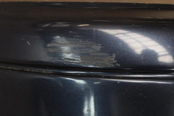 Foto: STOSSFÄNGER/ STOßSTANGE VORN ( MOD 94 ) eines VW Passat Variant 1.6