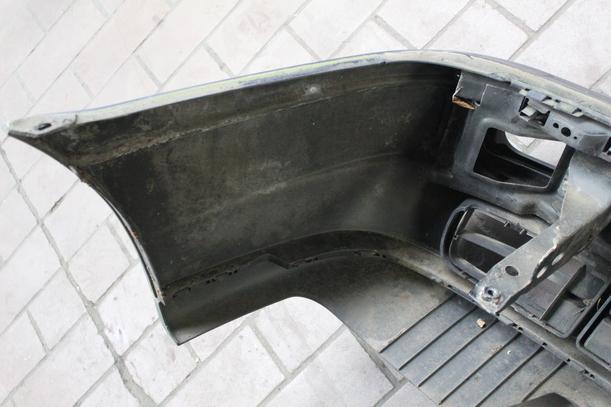 Foto: STOSSFÄNGER/ STOßSTANGE VORN ( MOD 94 ) eines VW Passat Variant 1.6